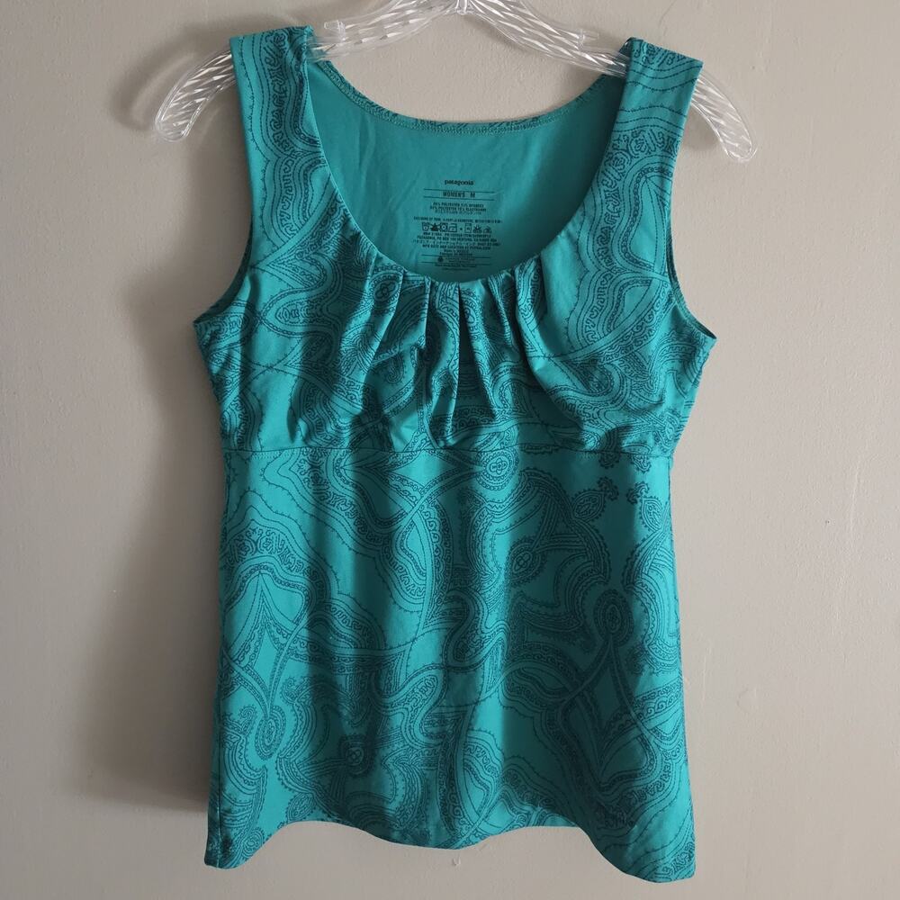 Patagonia Top Green Tank Activewear Gym Yoga Polyester Spandex Womens Med
